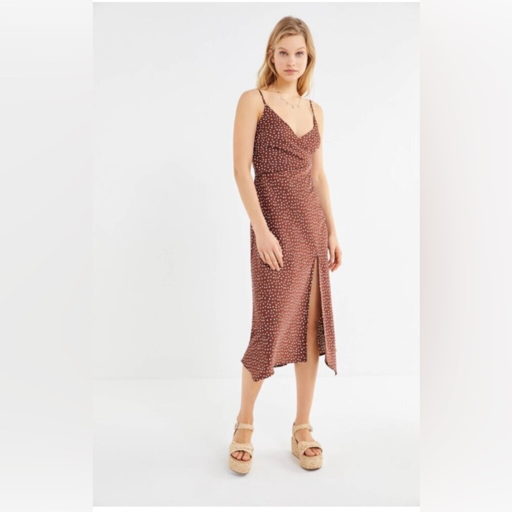 Urban Outfitters Kelly Brown White Polka Dot Surplice Midi Slip Dress medium